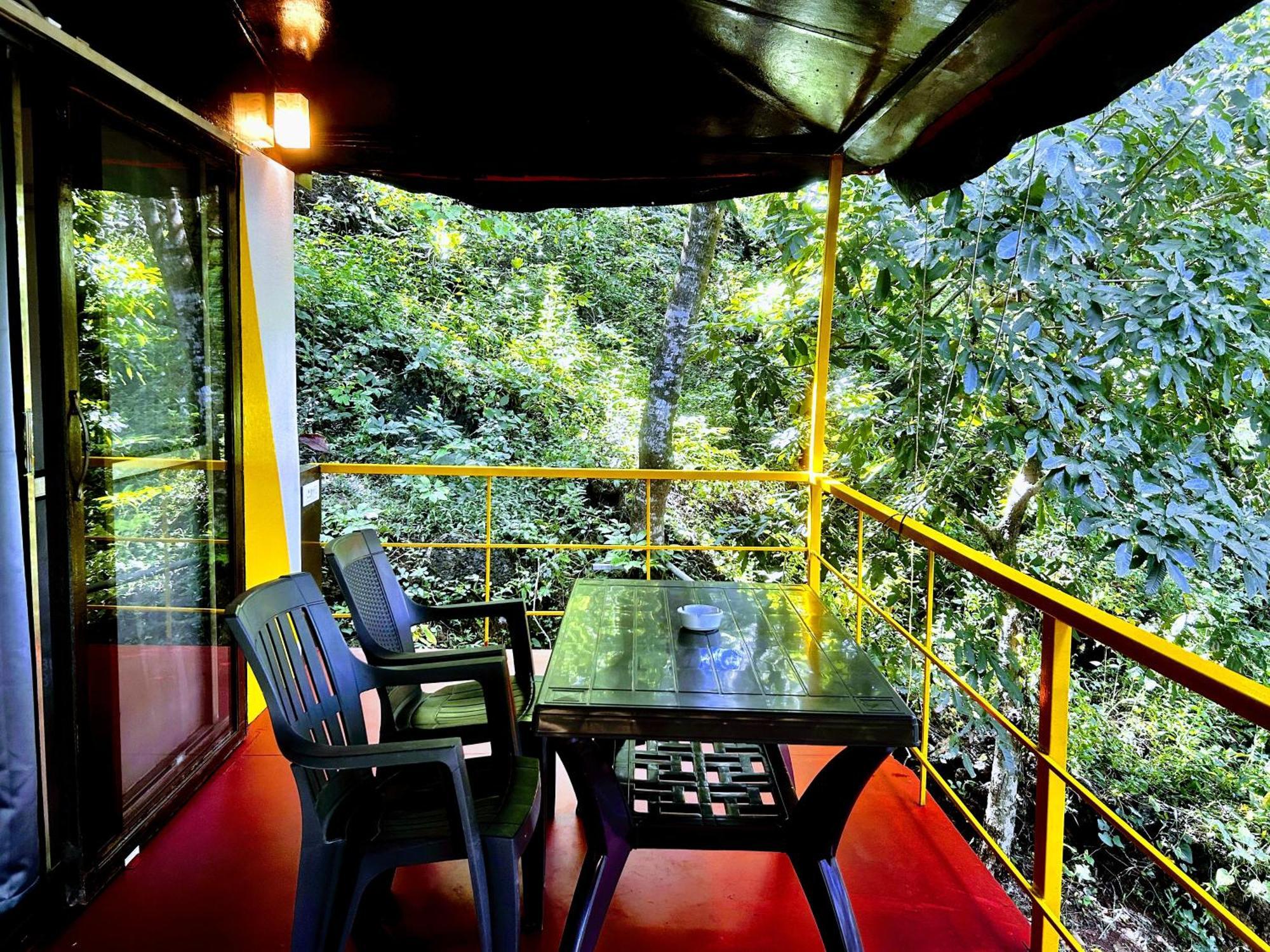 Hotel Samyama Retreat Cola Esterno foto